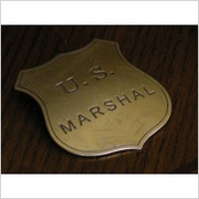 ZŁOTA ODZNAKA U.S. MARSHAL (103) Denix