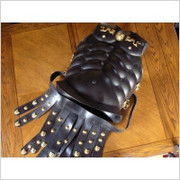 NIEPOWTARZALNA ZBROJA GRECKIEGO HOPLITY Z PASEM (AGI6071/R.09) Płatnerze hiszpańscy