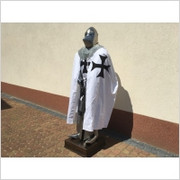 ZBROJA KRZYŻACKA Z TARCZĄ I MIECZEM HIT J27 Płatnerze