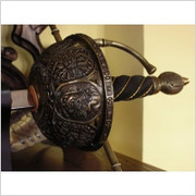 DZWONOWY RAPIER Z XVII W (273) Płatnerze hiszpańscy