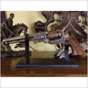 GRAWEROWANA REPLIKA - KAPISZONOWY COLT REWOLWER NAVY USA 1851r. (1040/L) Denix