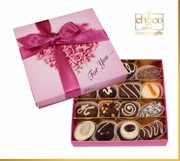 Bombonierka-z-pralinkami Chocobox