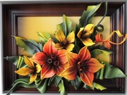 Obraz na prezent urodzinowy - jubileusz lub emeryturę - Lilie ze skóry - RĘKODZIEŁO ART DECO