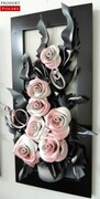 Obraz z różami ze skóry w czarnej ramie na prezent dla kobiety na 25-tą Rocznicę Ślubu i inne ART DECO