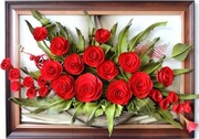 Obraz dużym bukietem czerwonych róż - wspaniały prezent dla JUBILATÓW NA 50-TĄ ROCZNICĘ ŚLUBU ART DECO