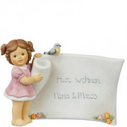 Figurka Tu mieszkam 16.5x15cm Nina i Marco Goebel 11-742-10-3 GOEBEL