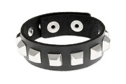 Emo Jednorzędowa Bransoletka Ćwieki