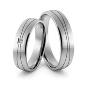 Obrączki srebrne grawerowane z falą i cyrkonią swarovski - wzór Ag-350