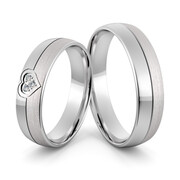 Obrączki ślubne z białego palladowego złota z sercem i brylantami - Au-1022