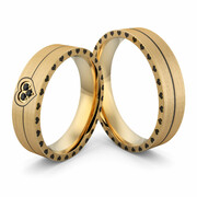 Obrączki ślubne z sercami i czarnymi brylantami - Au-1109