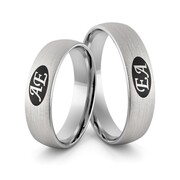 Obrączki ślubne z białego złota niklowego z inicjałami i emalią - Au-977