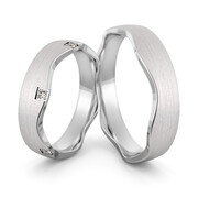 Obrączki srebrne falowane z cyrkoniami swarovski - wzór Ag-464