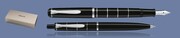 ZESTAW PIÓRO WIECZNE + DŁUGOPIS PELIKAN CLASSIC K/M215 CZARNO-SREBRNE OBRĘCZE | STALÓWKA F