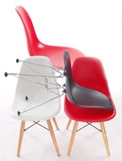 D2 Krzesło JuniorP016 czerwone, drew. nogi D2