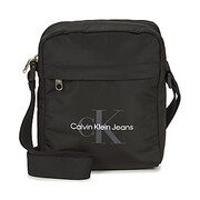 Torby / Saszetki Calvin Klein Jeans SPORT ESSENTIALS REPORTER 18 Manufacturer