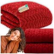 Koc narzuta wytłaczana 200 x 220 cm czerowna jodełka prezent miękki ciepły