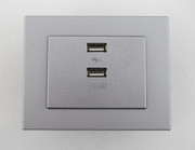 Gniazdo USB podwójne z zasilaniem srebrne VILMA