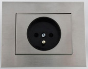 Gniazdo pojedyncze z uziemieniem z przesłonami torów prądowych stalowe VILMA