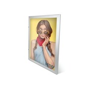 Gablota na plakat A1 (59,4 x 84,1 cm) zamykana na kluczyk do użytku zewnętrznego i wewnętrznego gablota zewnętrzna wewnętrzna gablota ogłoszeniowa gablota informacyjna tablica ogłoszeń tablica informacyjna