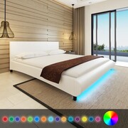vidaXL Łóżko z taśmą LED i materacem 180x200, sztuczna skóra, białe vidaXL 272044