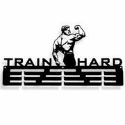 Wieszak na medale TRAIN HARD [M] 36x18cm - Metalowy ścienny wieszak dla kulturysty