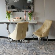 Krzesło glamour William II Sand - krzesła w odcieniu złocistego beżu pikowane guzikami Bellacasa