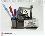 Fajny prezent z metaloplastyki dla kierownika magazynu