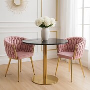 Krzesło tapicerowane ROSSE – różowy velvet, złoty stelaż, plecione oparcie