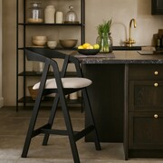 Hoker dębowy HUGO – czarny, tapicerka LEO ART-VENEER