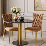 Krzesło tapicerowane ROSSE CLASSIC cappuccino na złotym stelażu – styl glamour