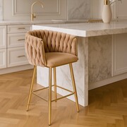 Niski hoker ROSSE H7-FX – cappuccino velvet, złote nogi, plecione oparcie