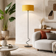 Czarna lampa stojąca do salonu z musztardowym abażurem JERSEY