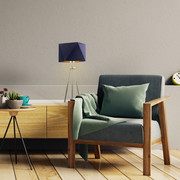 Designerska lampa stołowa na trójnogu do pokoju SOVETO GOLD