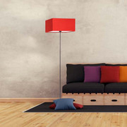 Czarno-czerwona lampa stojąca do salonu PRAGA o minimalistycznym designie