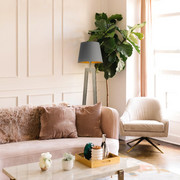 Drewniana lampa stojąca do salonu KOS GOLD