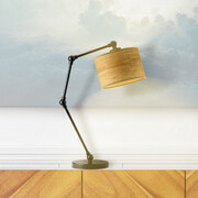 Czarna lampka stołowa w stylu skandynawskim ASMARA ECO z kloszem imitującym drewno