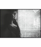 Plakat kobieta w bieliźnie z papierosem De Art s.c.