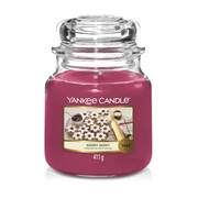 Świeca Yankee Candle Merry Berry, średni słoik (411g) Yankee Candle