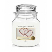 Świeca Yankee Candle Snow in Love, średni słoik (411g) Yankee Candle