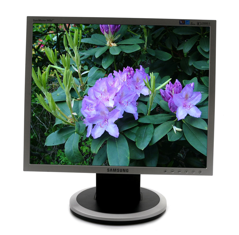 Monitor LCD Samsung SyncMaster 940N+