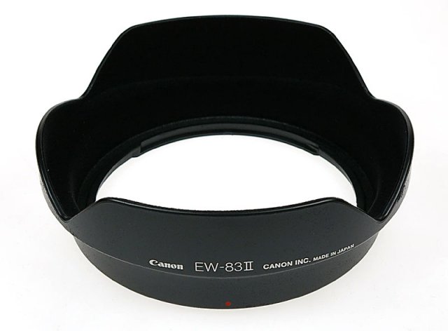 Osłona przeciwsłoneczna Canon EW-83 II