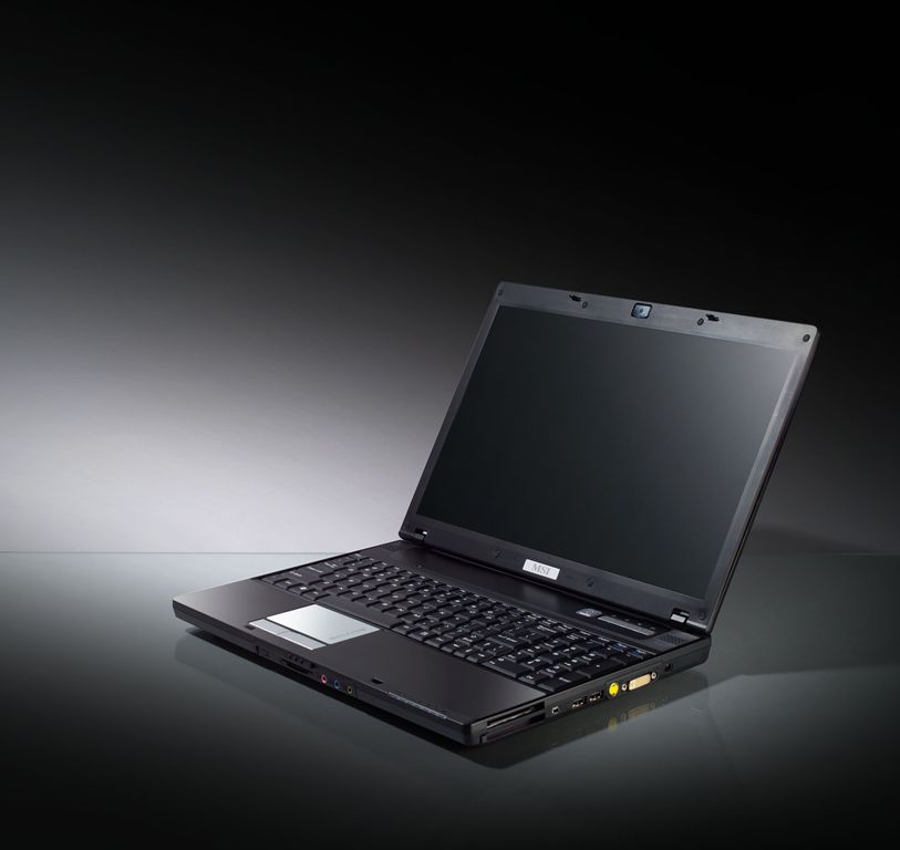 Notebook MSI M677-007PLV TL52