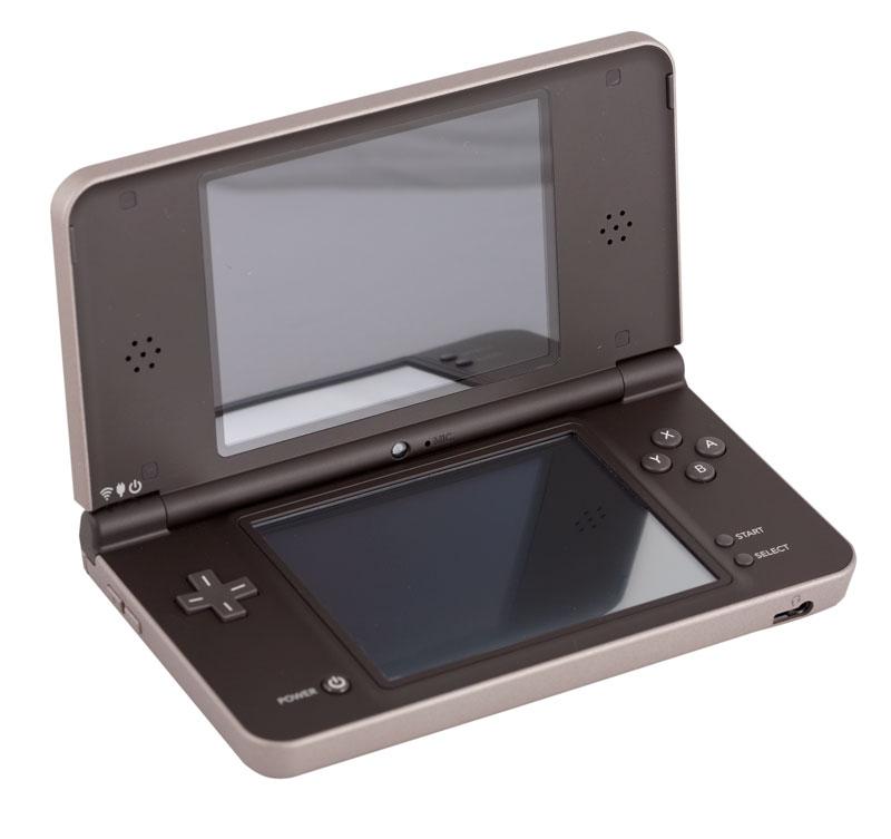 Konsola Nintendo DSi XL